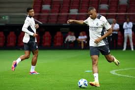 将皮球送入 将皮球送入